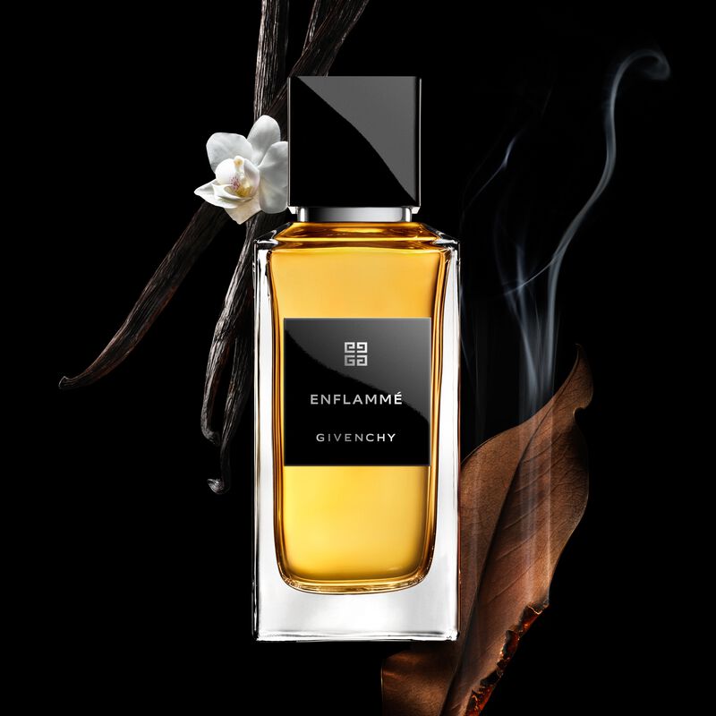 ジバンシイ　アンフラメ（オーデパルファム）200ml ド ジバンシイ アンフラメ - オーデパルファム | Givenchy Beauty